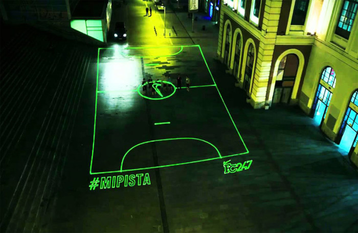 street_football01_roll